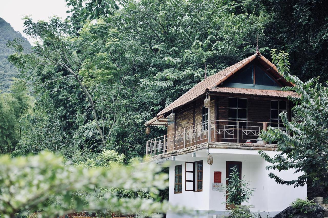 House By Lake Hotel Moc Chau Exterior foto