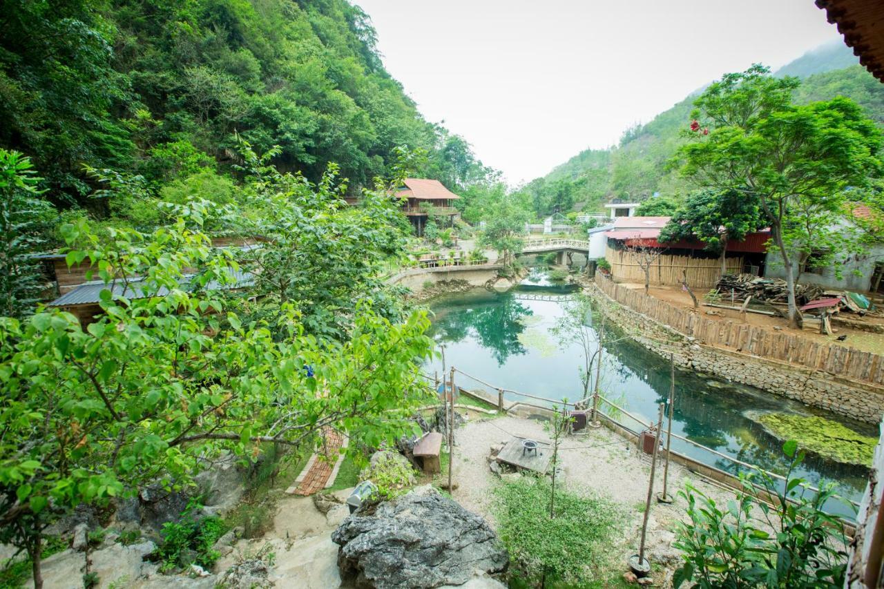 House By Lake Hotel Moc Chau Exterior foto