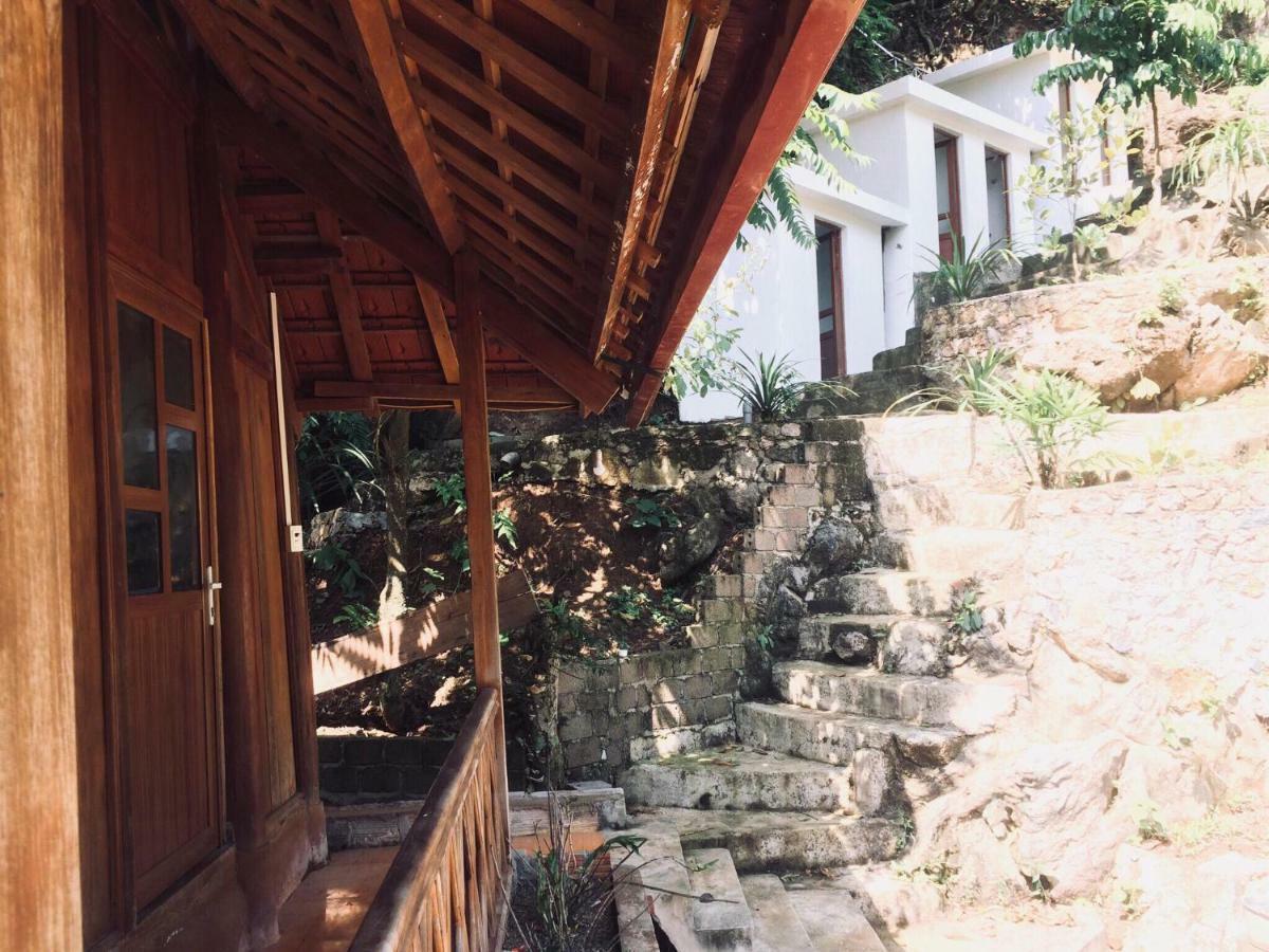 House By Lake Hotel Moc Chau Exterior foto