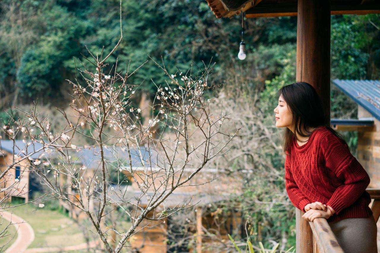 House By Lake Hotel Moc Chau Exterior foto